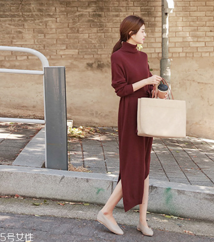 早春穿什么款式毛衣好看？三款毛衣解鎖新時(shí)尚