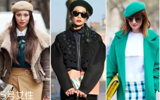 戴什么帽子顯臉?。繉掗苊弊屇樋雌饋硇?></p><p>畫家帽：畫家帽其實(shí)和貝雷帽很像，和貝雷帽相比，畫家帽多出來的是頭頂那一撮小揪揪，別看這一撮小尾巴，瞬間就強(qiáng)勢帶入了俏皮風(fēng)，還有什么比帶著畫家帽賣萌更可愛的事了嗎？</p><p style=