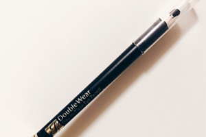 雅詩蘭黛眼線筆好用嗎？最不推薦雅詩蘭黛持久眼線筆