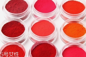 口紅粉怎么用？口紅色粉手工diy