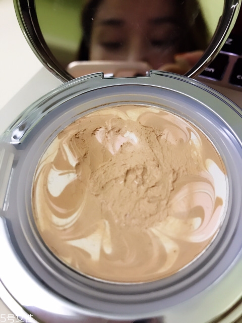 愛敬氣墊專柜多少錢？愛敬精華水粉霜?dú)鈮|bb