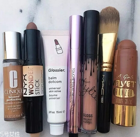 怎么選購韓國化妝品？女生化妝品必備清單