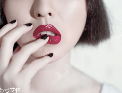 愛敬氣墊孕婦能用嗎？孕期使用化妝品要注意