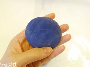 新買的氣墊粉撲要洗嗎？用久了一定要清洗