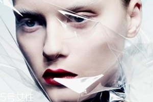 隔離霜可以代替妝前乳嗎？潤色隔離霜可以代替