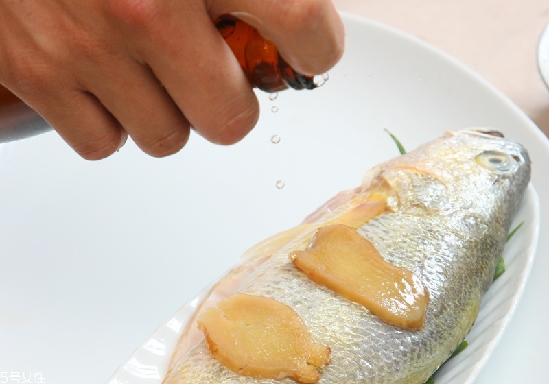 蒸魚怎么做好吃又簡單還不腥 蒸魚怎么做好吃又簡單還不腥