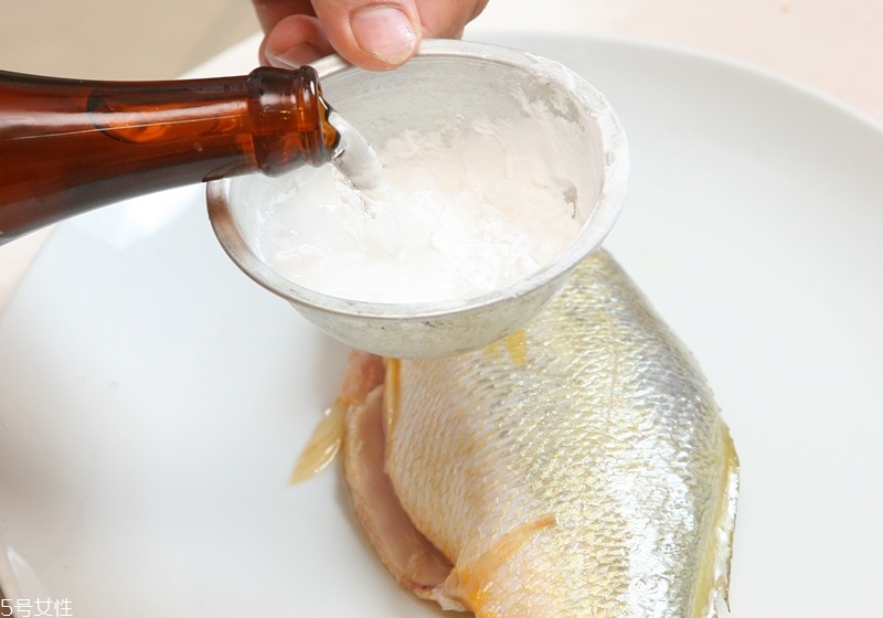 蒸魚怎么做好吃又簡單還不腥 蒸魚怎么做好吃又簡單還不腥