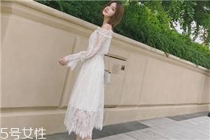 蕾絲長裙配什么上衣？優(yōu)雅氣質(zhì)小女人