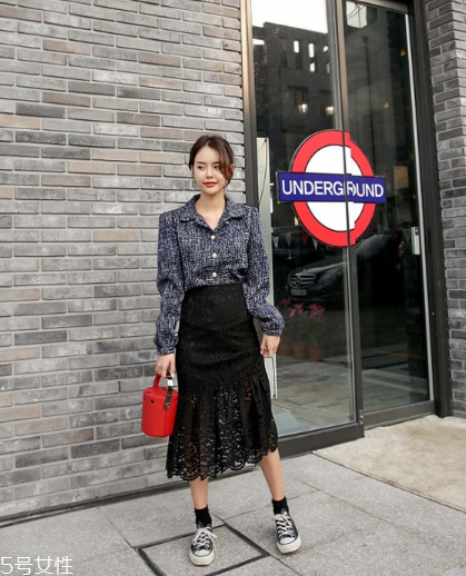 蕾絲長裙配什么上衣？優(yōu)雅氣質(zhì)小女人