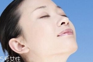 初春肌膚美白怎么做？隔離與淡斑兩手抓