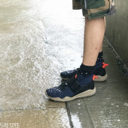 運動鞋輕好還是重好？不同運動需求不同