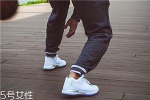 運(yùn)動(dòng)鞋網(wǎng)面發(fā)黃怎么辦？用牙膏輕松解決