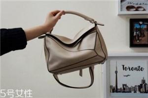 loewe是奢侈品嗎？西班牙百年奢華品牌