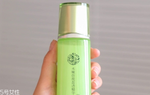 爽膚水有沉淀能用嗎？