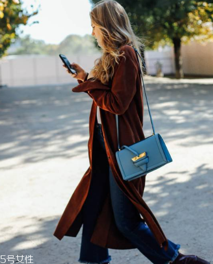 loewe和lv哪個檔次高？都是頂級品牌