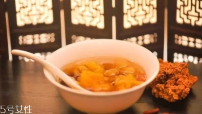 金耳怎么吃？金耳的做法