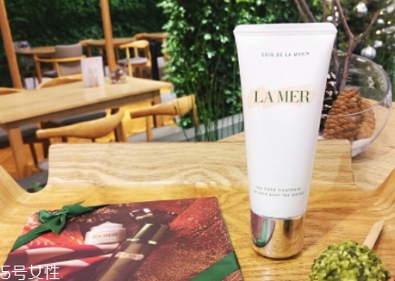 海藍(lán)之謎和sk2哪個好？從檔次膚質(zhì)適合情況比較