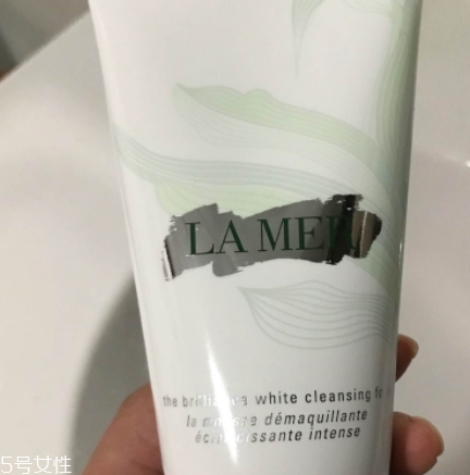 lamer海藍(lán)之謎和阿瑪尼哪個好？