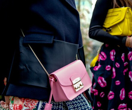 furla是奢侈品嗎？輕奢界的代表品牌