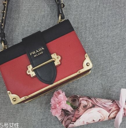 prada是一線(xiàn)品牌嗎？意大利百年奢侈品牌