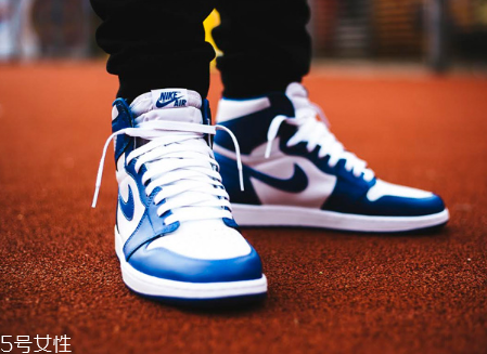 運動鞋有折痕印怎么辦？巧用雞蛋清來解決