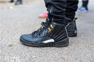 運動鞋發(fā)霉了怎么洗掉？霉斑清理要及時