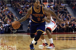 運動鞋放久了會壞嗎？運動鞋長期不穿也會壞