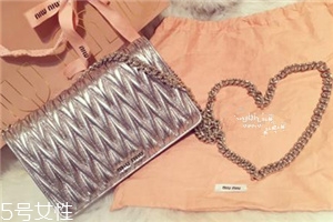 miumiu什么檔次？最適合少女的奢侈品