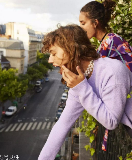 2018春季流行什么顏色衣服？帶你感受春季流行色