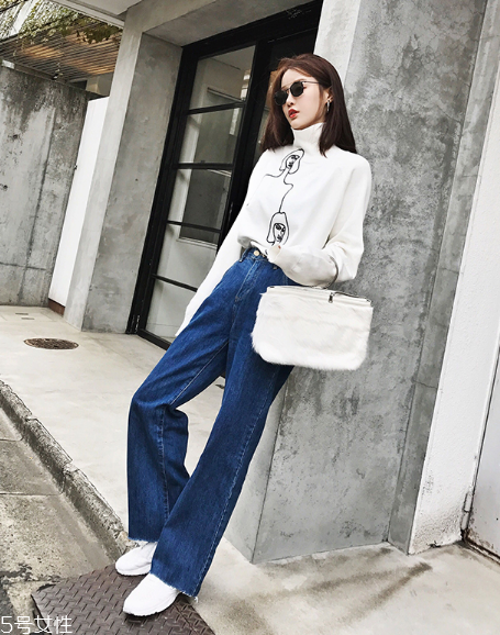 牛仔褲什么款式好看？2022最流行的牛仔褲