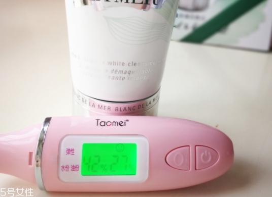 海藍(lán)之謎透潔面泡沫怎么用？璀璨凈透潔面泡沫