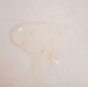 精華油有什么功效？三大功效拯救中年少女問題肌