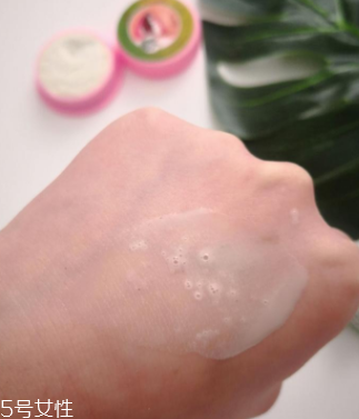 泰國RASYAN牙粉好用嗎？家用潔牙好幫手