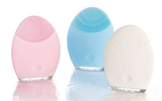 luna潔面儀第一次充電要多久？潔面儀不要跟人共用