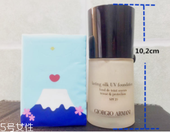 阿瑪尼粉底液脫妝嗎？4小時(shí)后要補(bǔ)妝