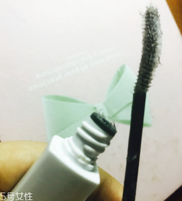 KATE睫毛打底膏怎么卸？化妝水濕敷2分鐘