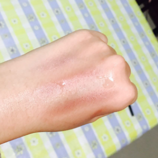 KATE眼影飛粉嗎？持久不飛粉