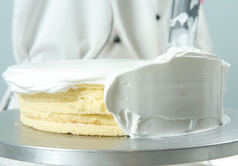 奶油怎么擠花 奶油擠花教程圖解 奶油怎么擠花 奶油擠花教程圖解