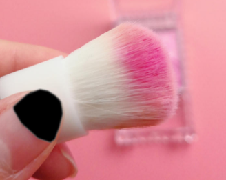 井田腮紅哪個(gè)色號(hào)最火？08果醬梅紅很受歡迎