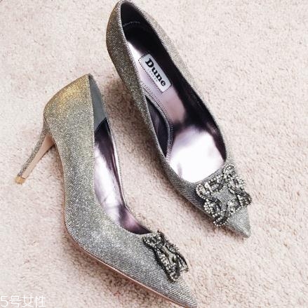 dune london是名牌嗎？比奢侈品大牌還棒