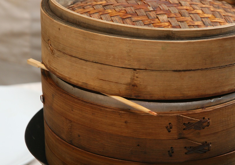 蒸籠怎么用 竹蒸籠這樣放在鍋上 蒸籠怎么用 竹蒸籠這樣放在鍋上