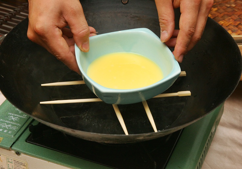 蒸籠怎么用 竹蒸籠這樣放在鍋上 蒸籠怎么用 竹蒸籠這樣放在鍋上