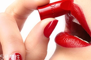 迪奧和圣羅蘭口紅哪個(gè)好？dior和ysl口紅對(duì)比