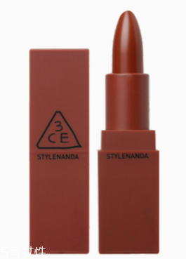 絲絨口紅和啞光哪個(gè)好？正式場(chǎng)合用啞光