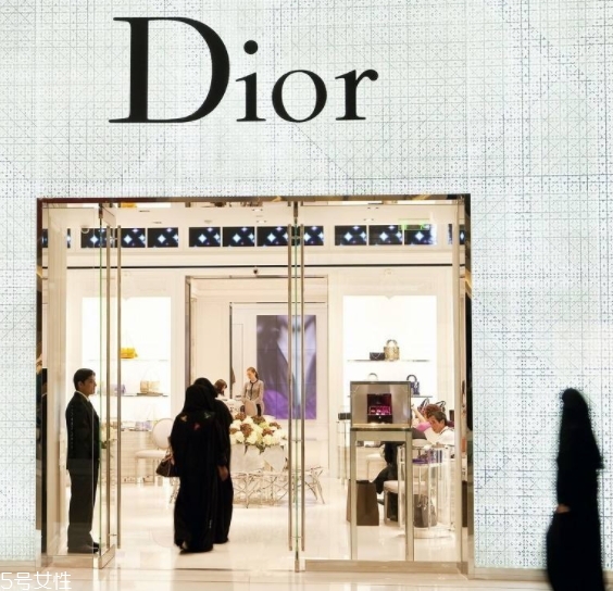 dior迪奧和蘭蔻哪個更高端高檔？