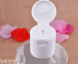 雅漾卸妝水敏感肌能用嗎？敏感肌慎用