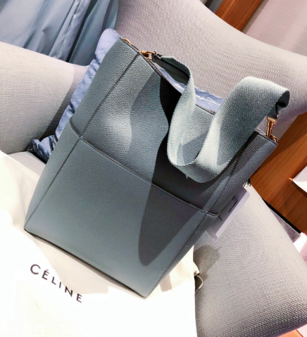 celine是奢侈品嗎？低調又氣質的女神包首選