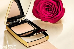 dior迪奧和蘭蔻粉餅哪個好？