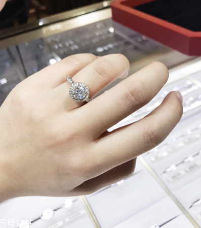 卡地亞戒指可以以舊換新嗎？