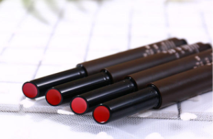 得鮮口紅哪個(gè)顏色最火？04號(hào)自然裸粉色